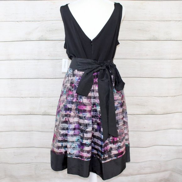 NWT Dress Barn Retro Satin and Spandex Party Dress - Picture 2 of 10